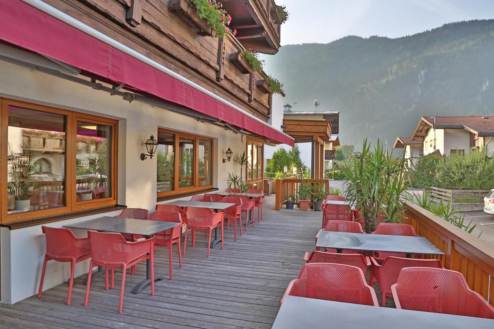 Gasthof Pension Alpenblick Radfeld Exterior foto