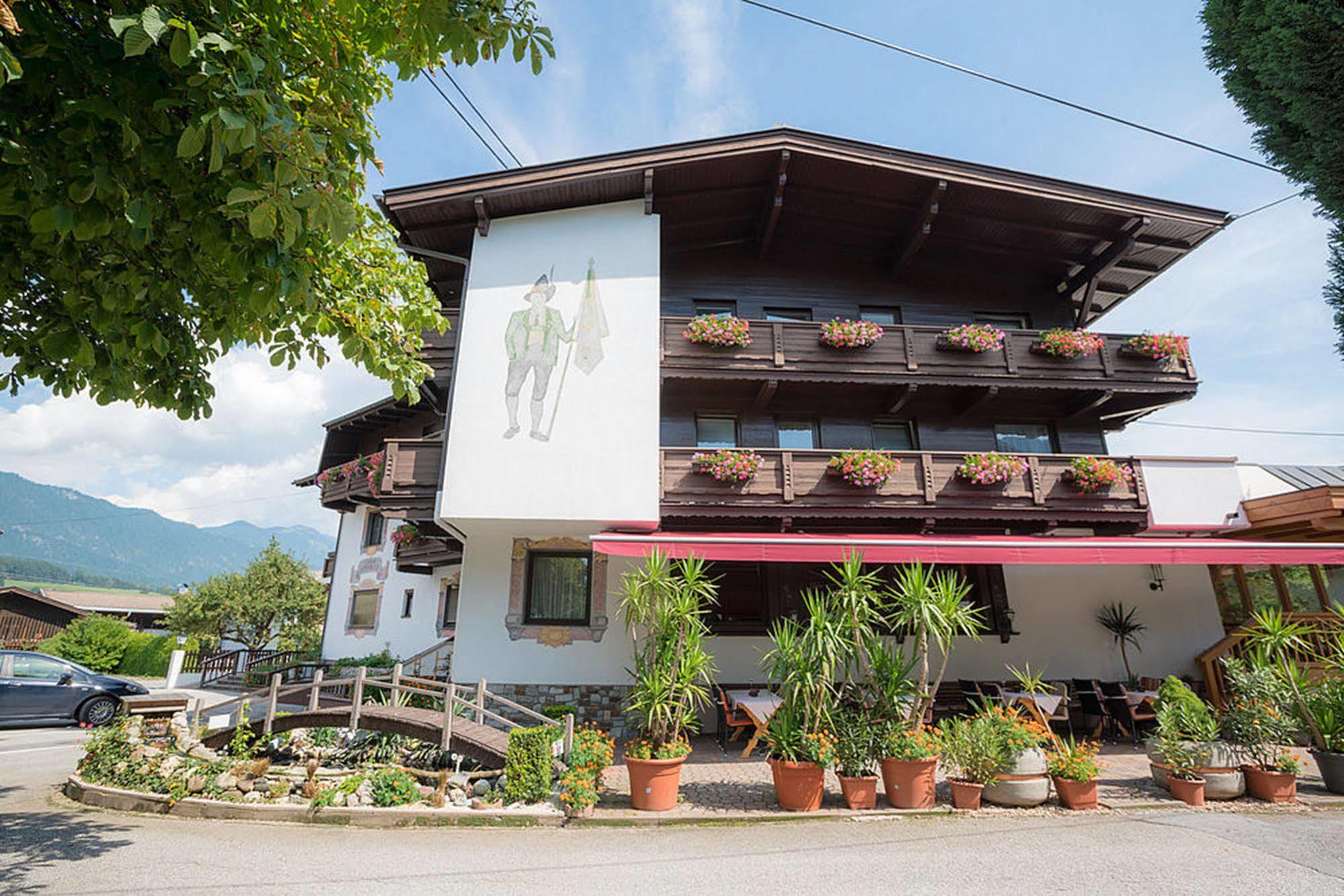 Gasthof Pension Alpenblick Radfeld Exterior foto