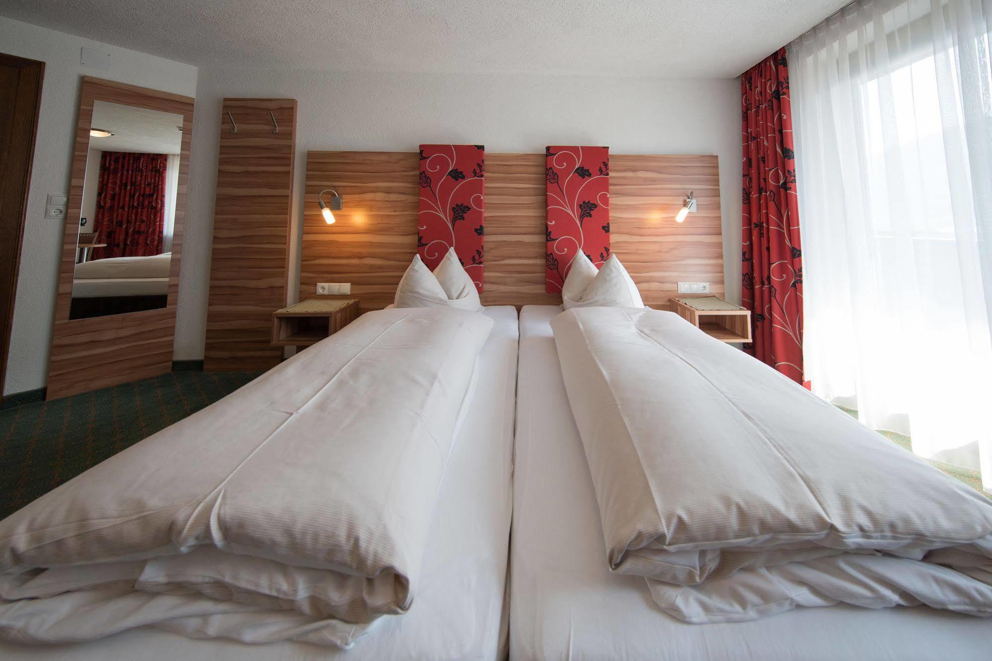 Gasthof Pension Alpenblick Radfeld Exterior foto
